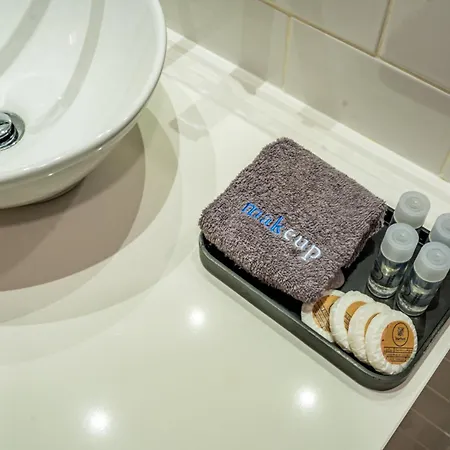 Apartment Chic And Glamorous Downtown With Terrace-f