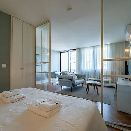 Chic And Glamorous Downtown With Terrace-f * Porto