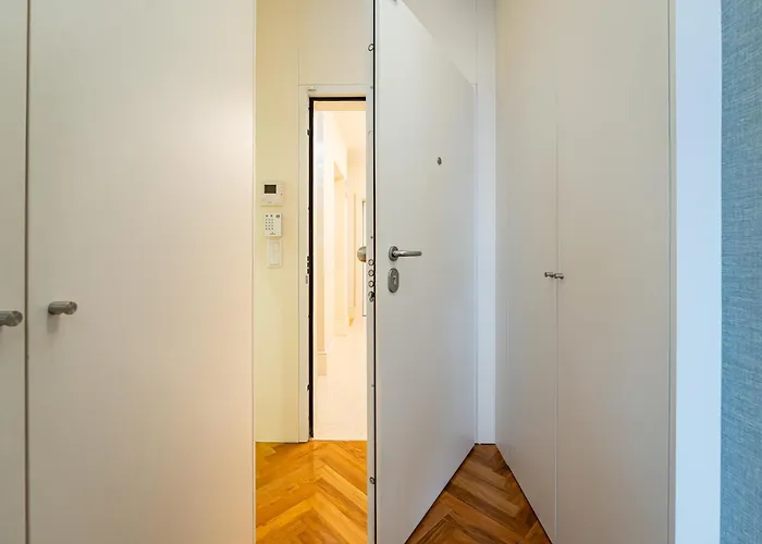 Chic And Glamorous Downtown With Terrace-f Appartamento