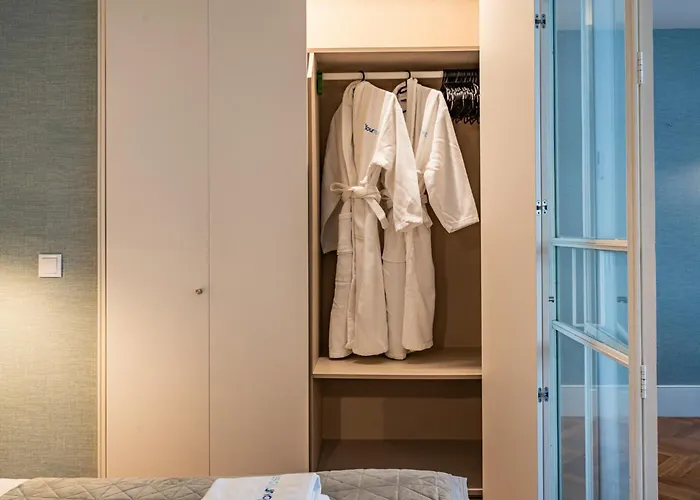 Chic And Glamorous Downtown With Terrace-f Lejlighed Porto