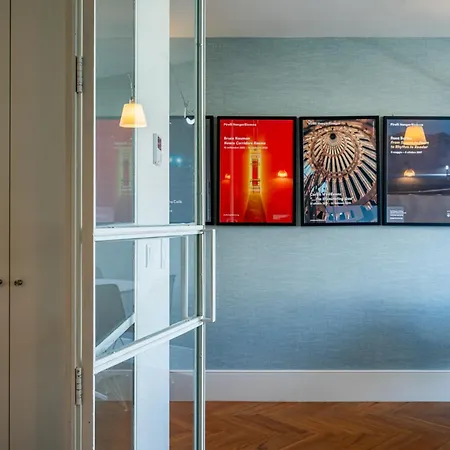 Chic And Glamorous Downtown With Terrace-f Apartamento