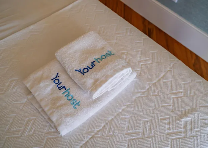 Chic And Glamorous Downtown With Terrace-f